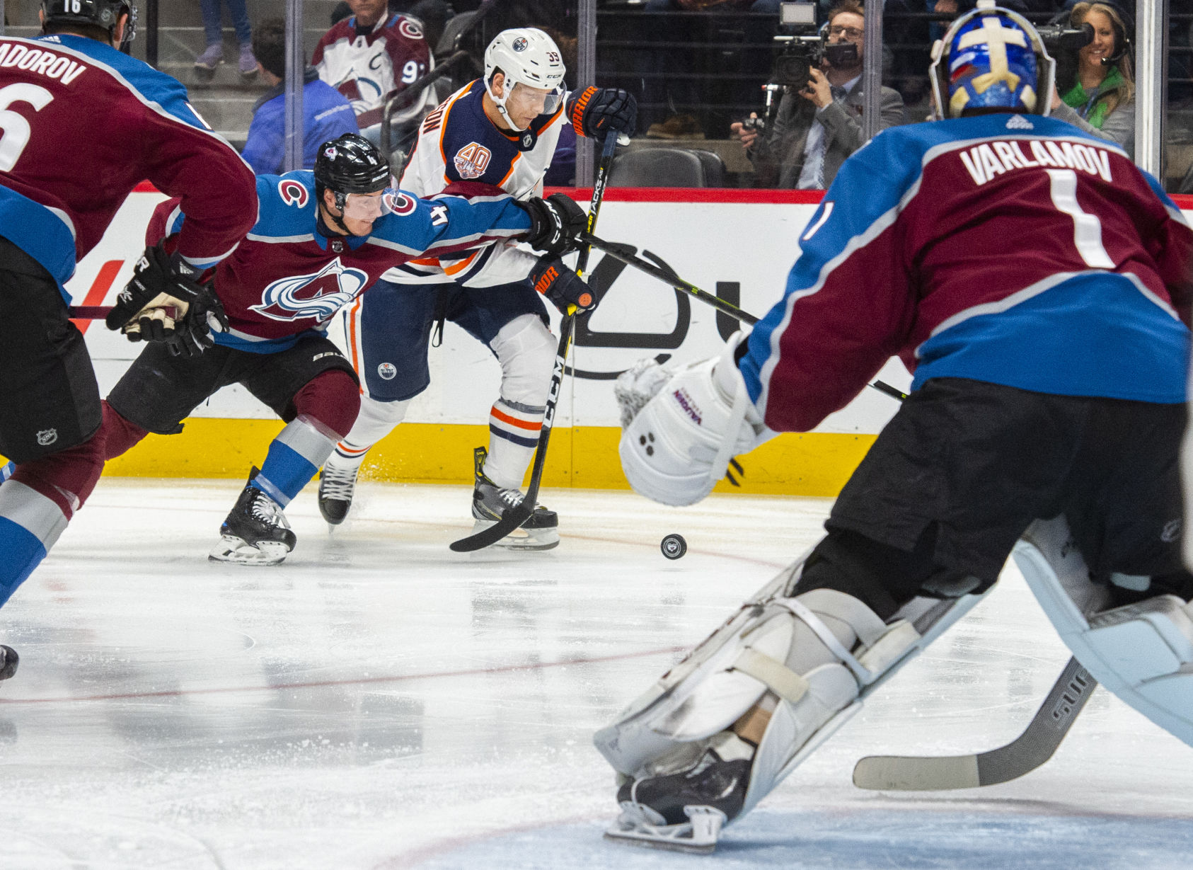 04_02_19 avs00475.jpg